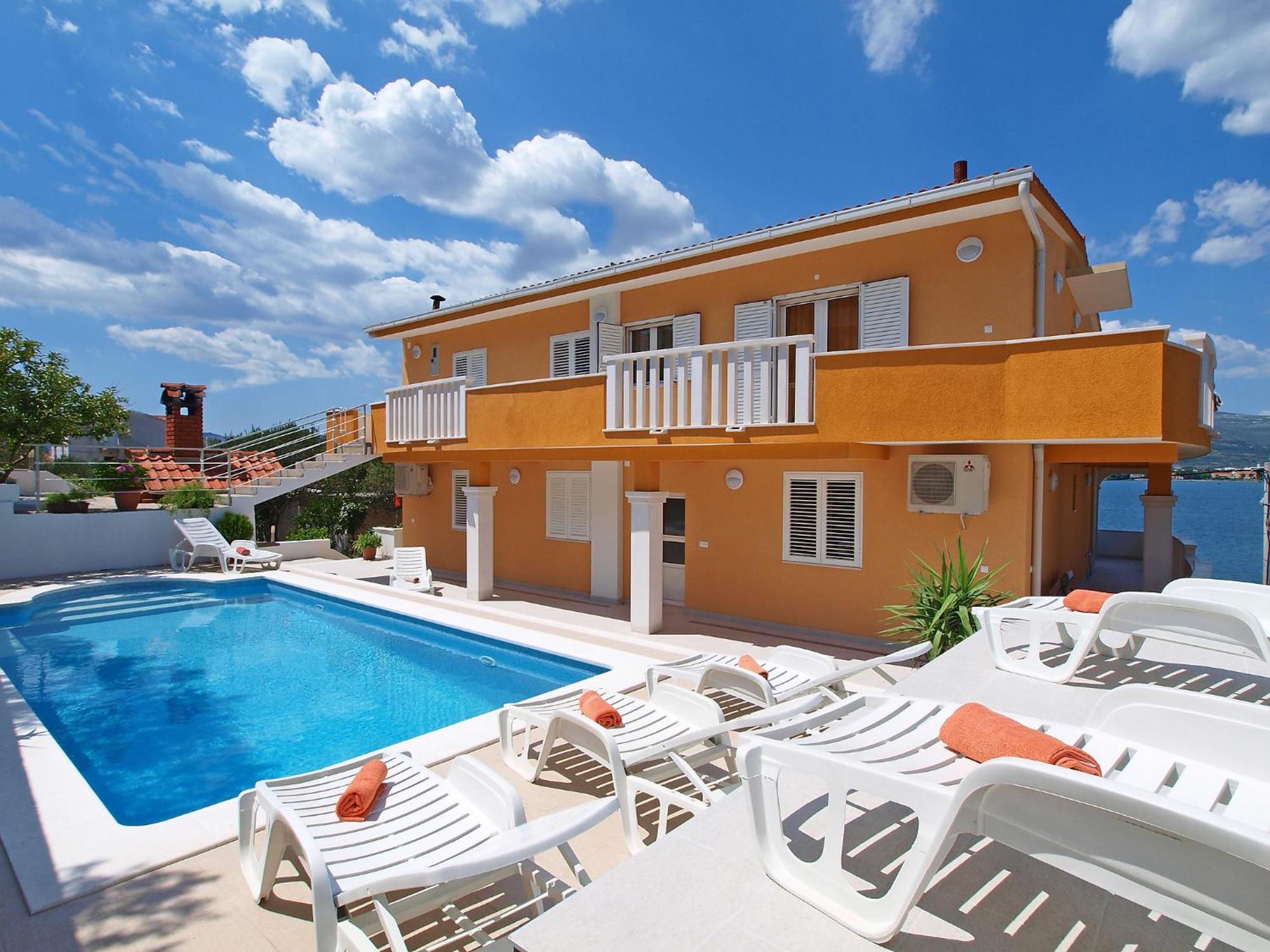 Apartment Mornar-5 By Interhome Trogir Exterior photo